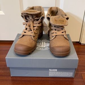 Pallabrouse Baggy Expresso Palladium size 7 womens / sold out everywhere. In box